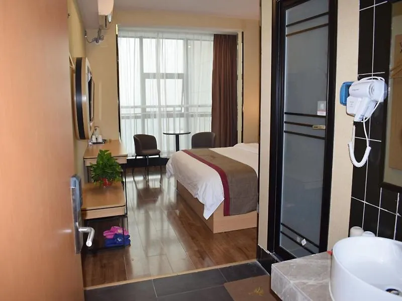 Thank Inn Chain Hotel Henan Zhoukou Chuanhui District Zhoukou Normal University 2*,